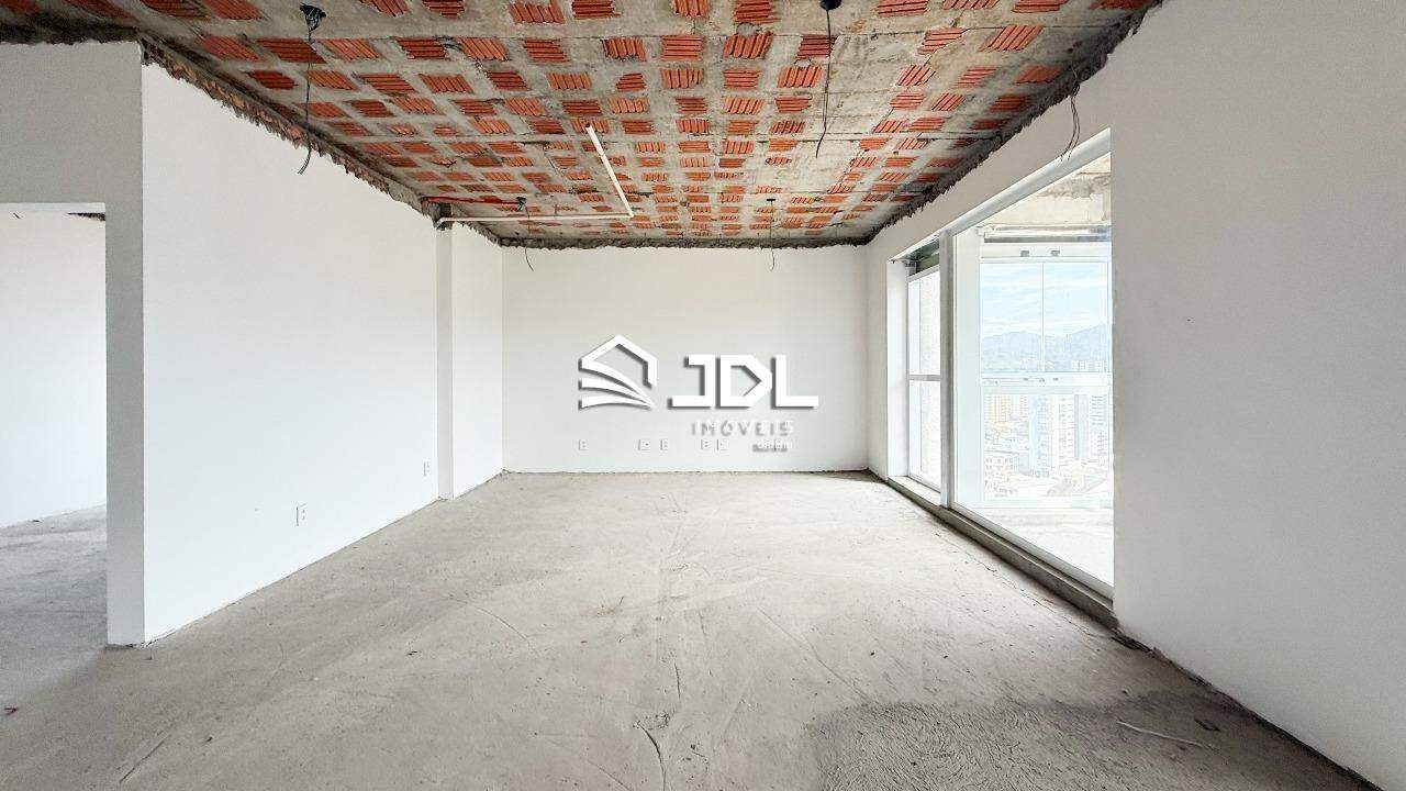 Apartamento à venda no bairro Ponta Aguda: