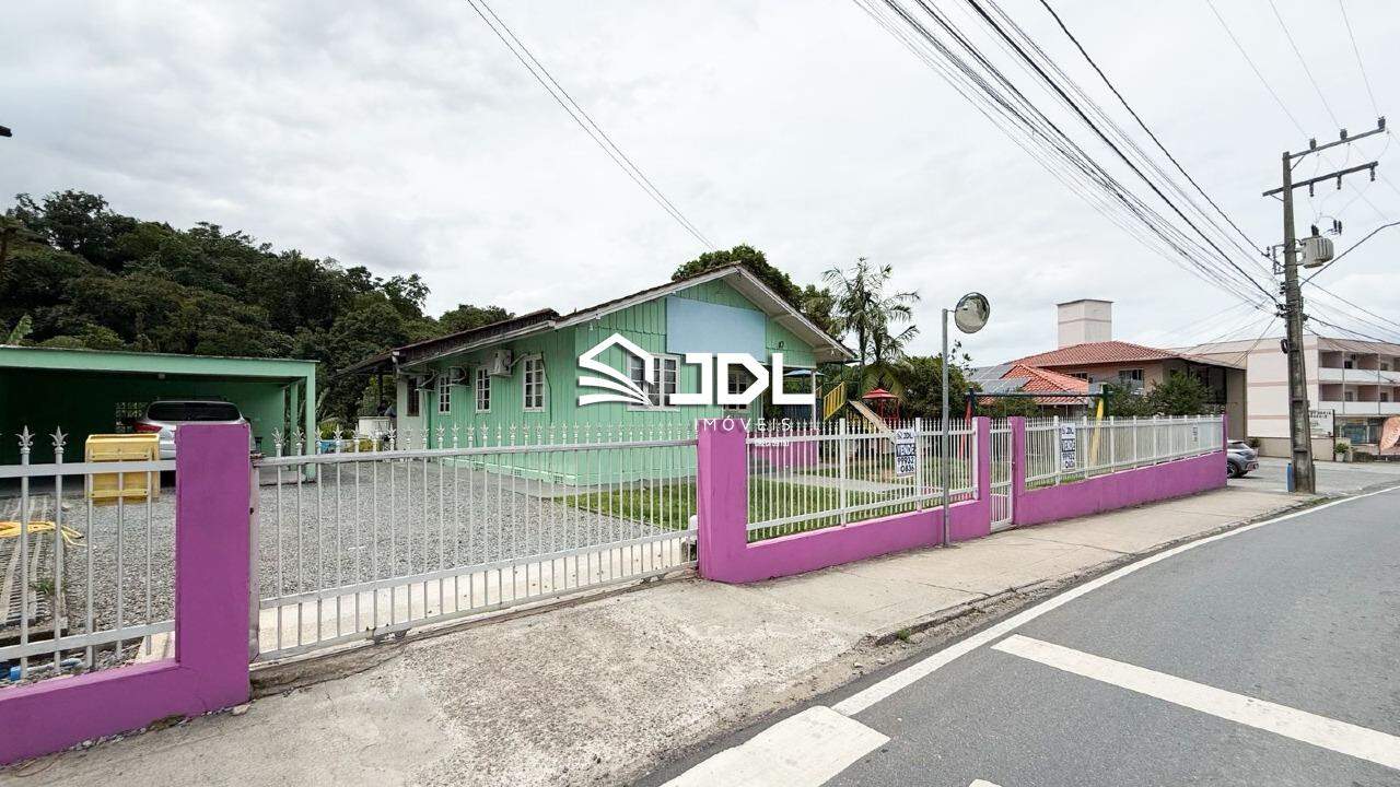 Terreno à venda no bairro Salto do Norte: 