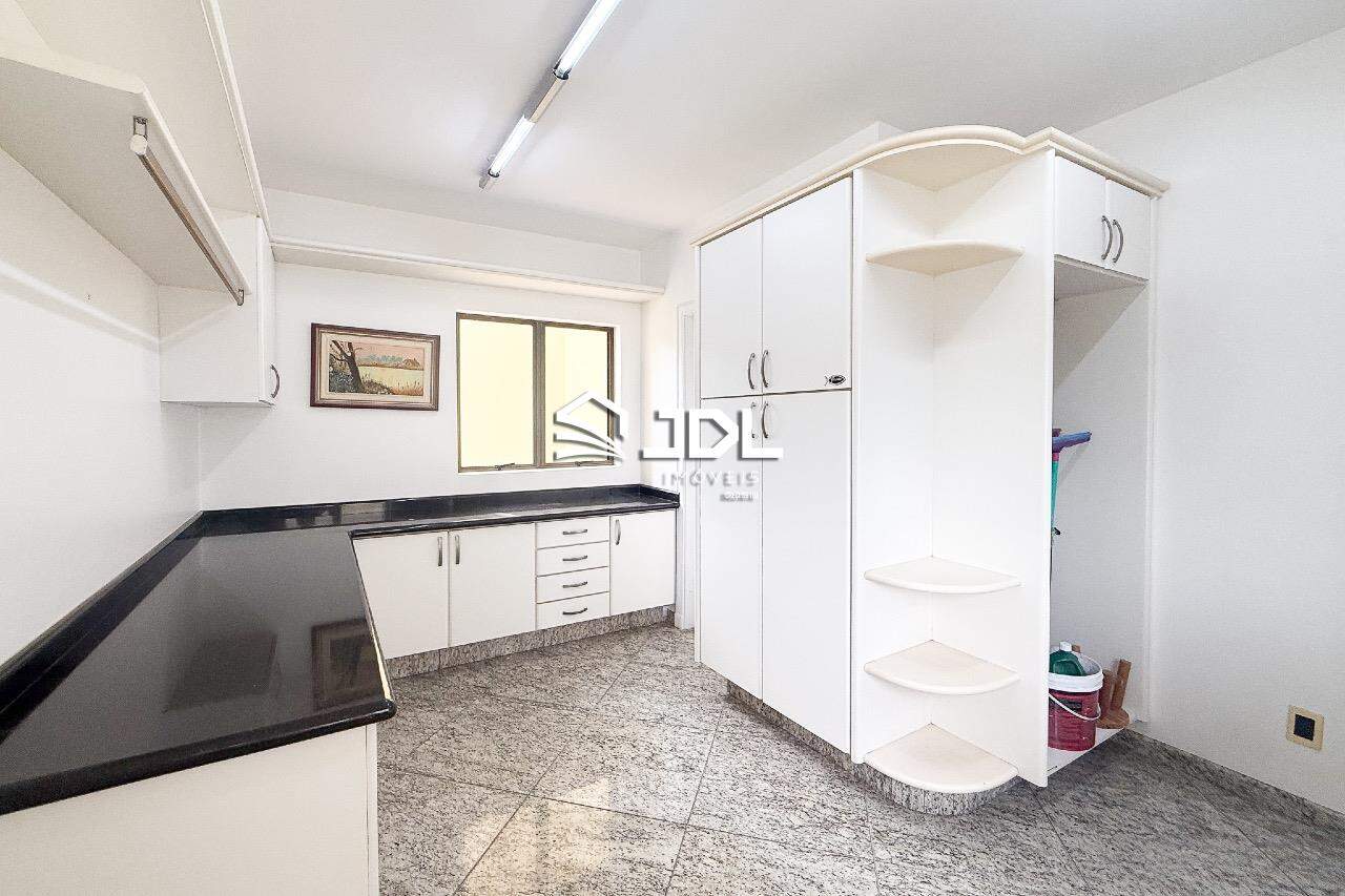 Apartamento à venda no bairro Ponta Aguda: 