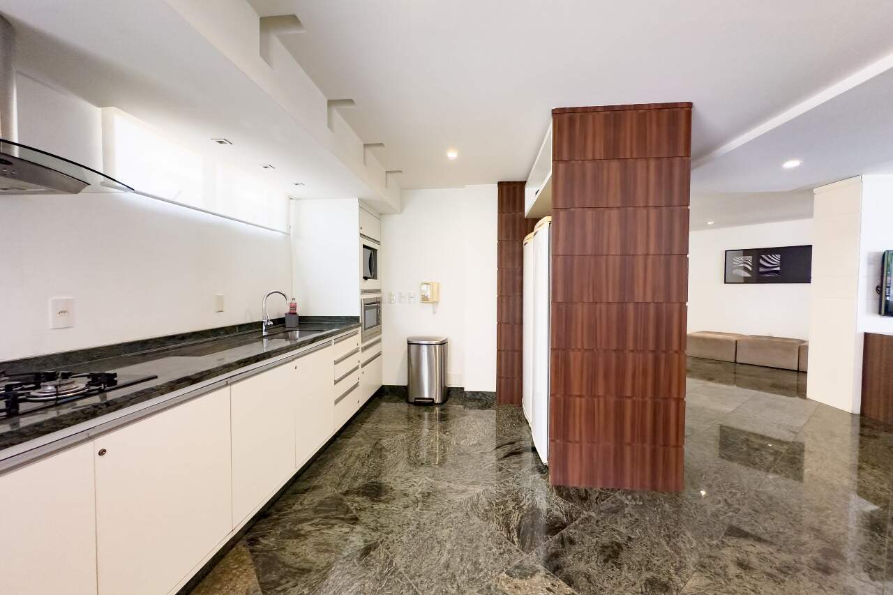 Apartamento à venda no bairro Ponta Aguda: 