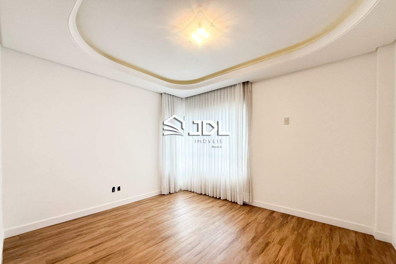 Apartamento à venda no bairro Ponta Aguda: 