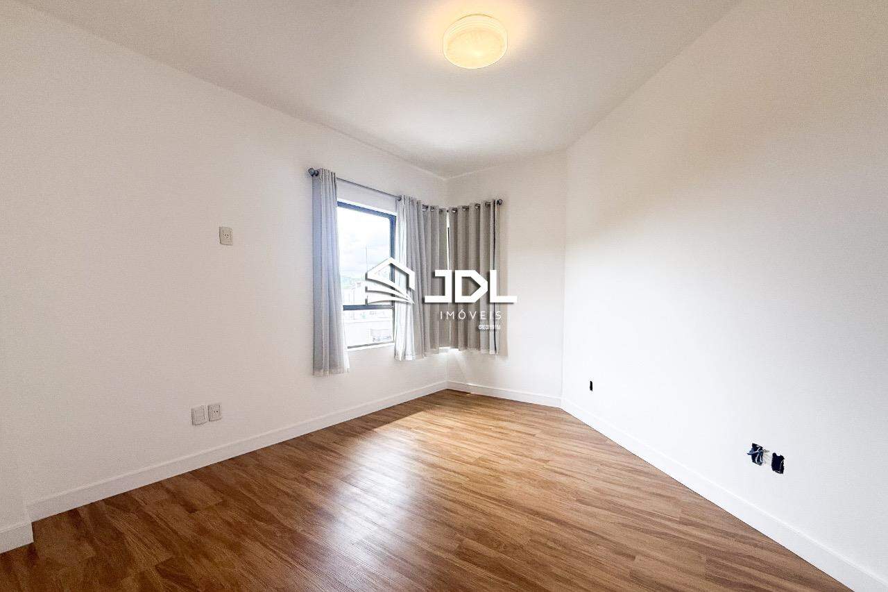 Apartamento à venda no bairro Ponta Aguda: 