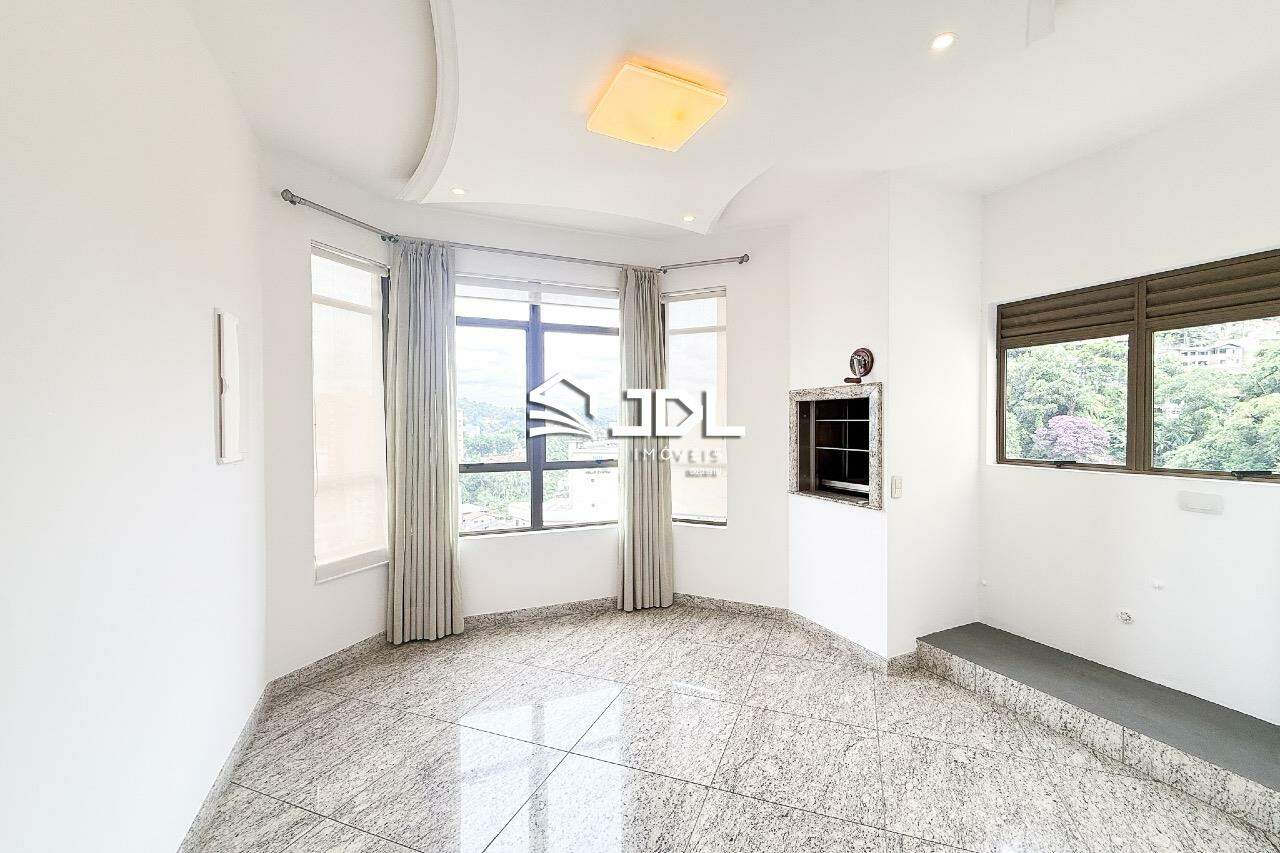 Apartamento à venda no bairro Ponta Aguda: 