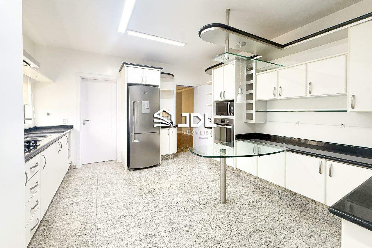 Apartamento à venda no bairro Ponta Aguda: 