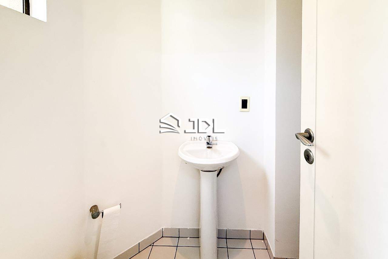Apartamento à venda no bairro Ponta Aguda: 