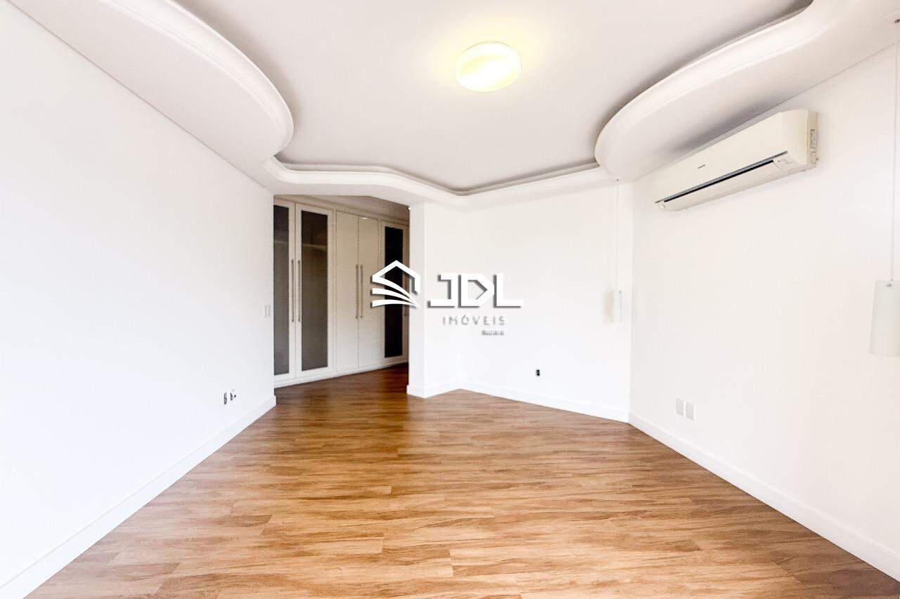 Apartamento à venda no bairro Ponta Aguda: 