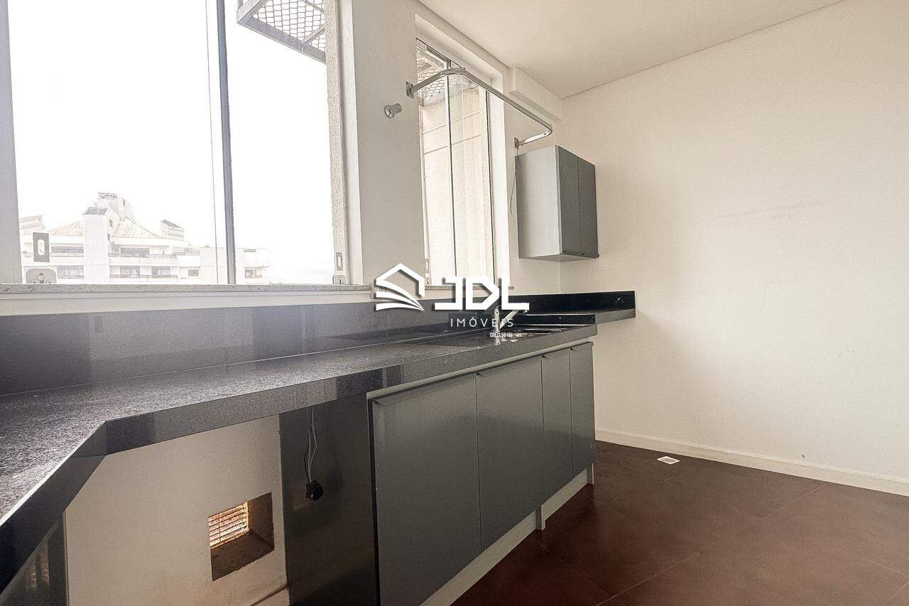 Apartamento à venda no bairro Jardim Blumenau: 