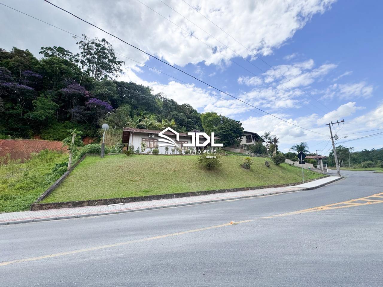 Terreno à venda no bairro Itoupava Central: 