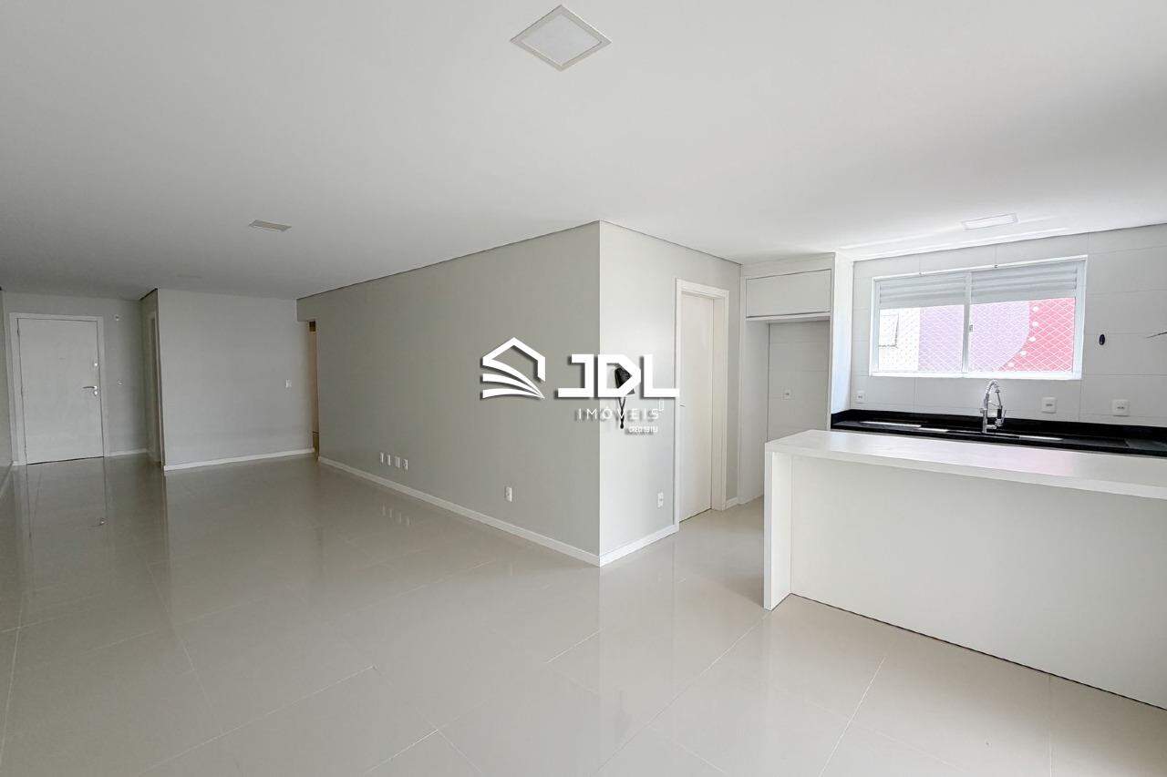 Apartamento à venda no bairro Jardim Blumenau: 