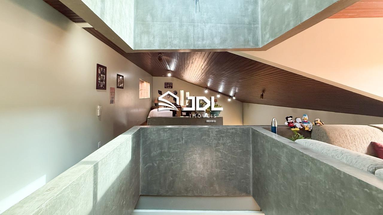 Casa à venda no bairro Bom Retiro: 