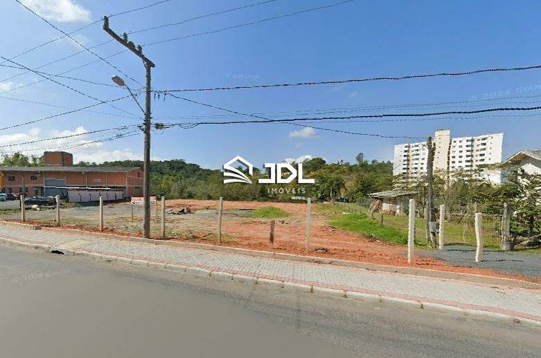 Terreno à venda no bairro Itoupava Central: 