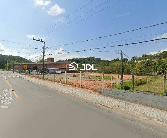 Terreno à venda no bairro Itoupava Central: 