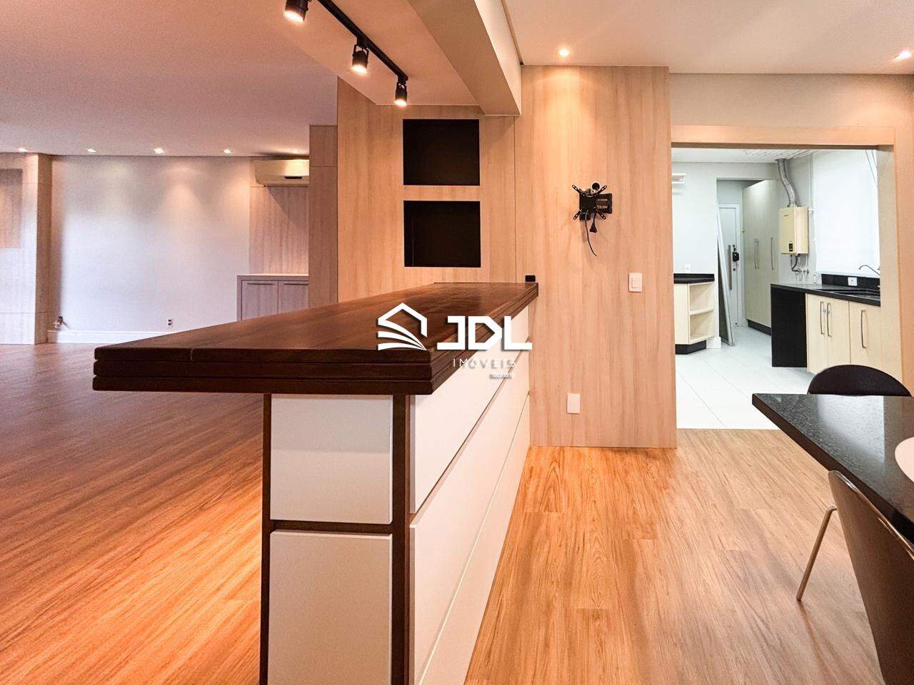 APARTAMENTO ULTIMO ANDAR TOTALMENTE MOBILIADO A VENDA NO BAIRRO JARDIM BLUMENAU — foto 7