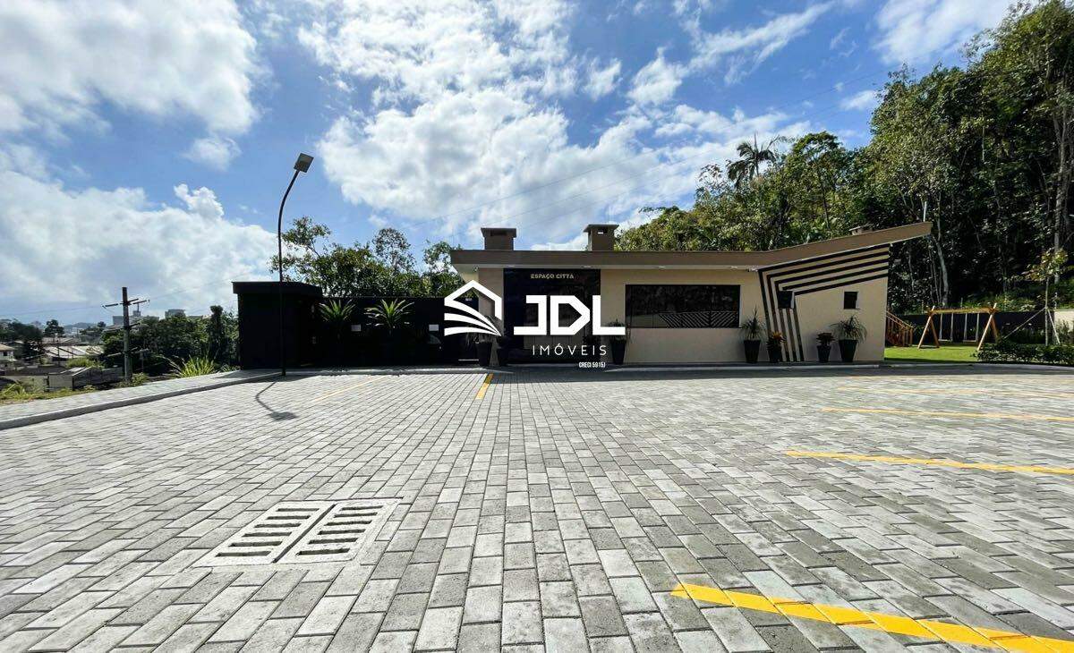 Lote à venda no bairro Velha: 