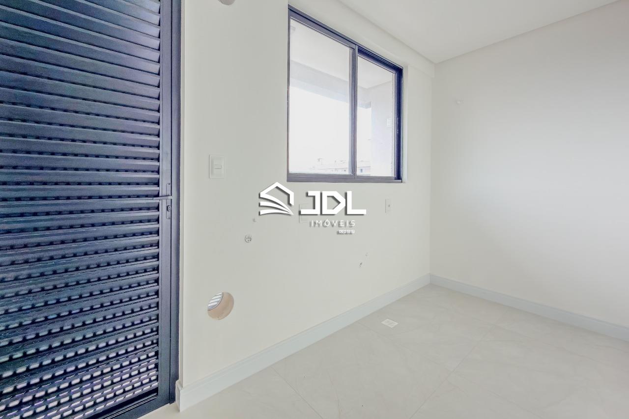 Apartamento à venda no bairro Vila Nova: 