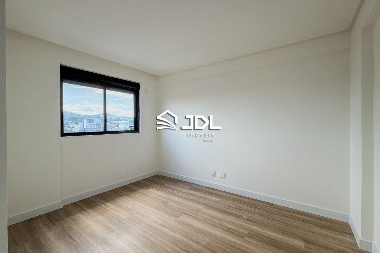 Apartamento à venda no bairro Vila Nova: 