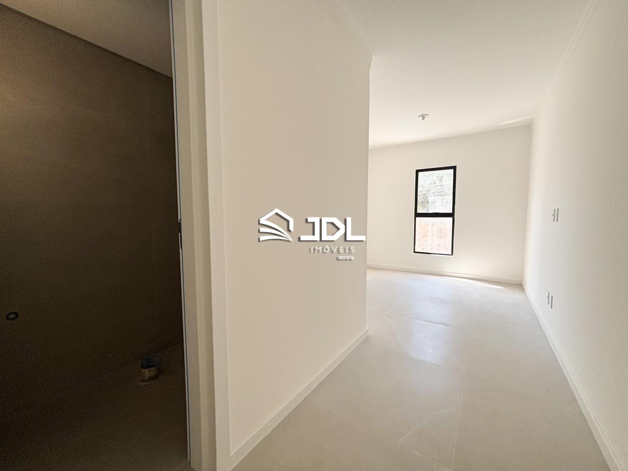 Apartamento à venda no bairro Escola Agrícola: 