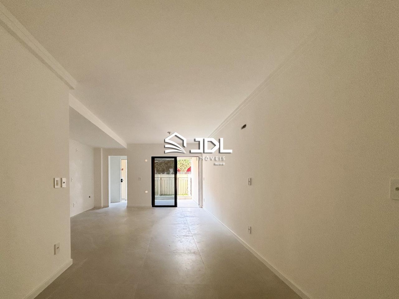 Apartamento à venda no bairro Escola Agrícola: 