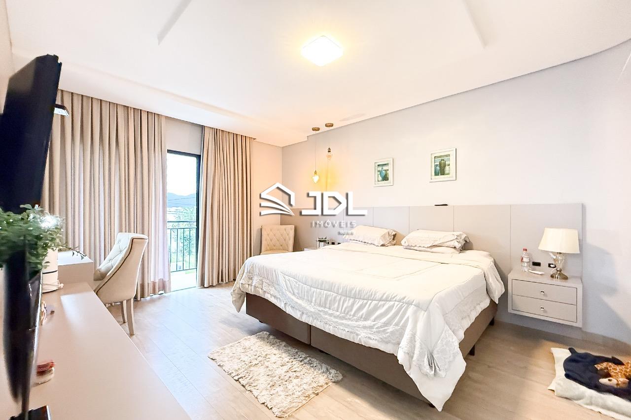 Casa à venda no bairro Itoupava Central: 