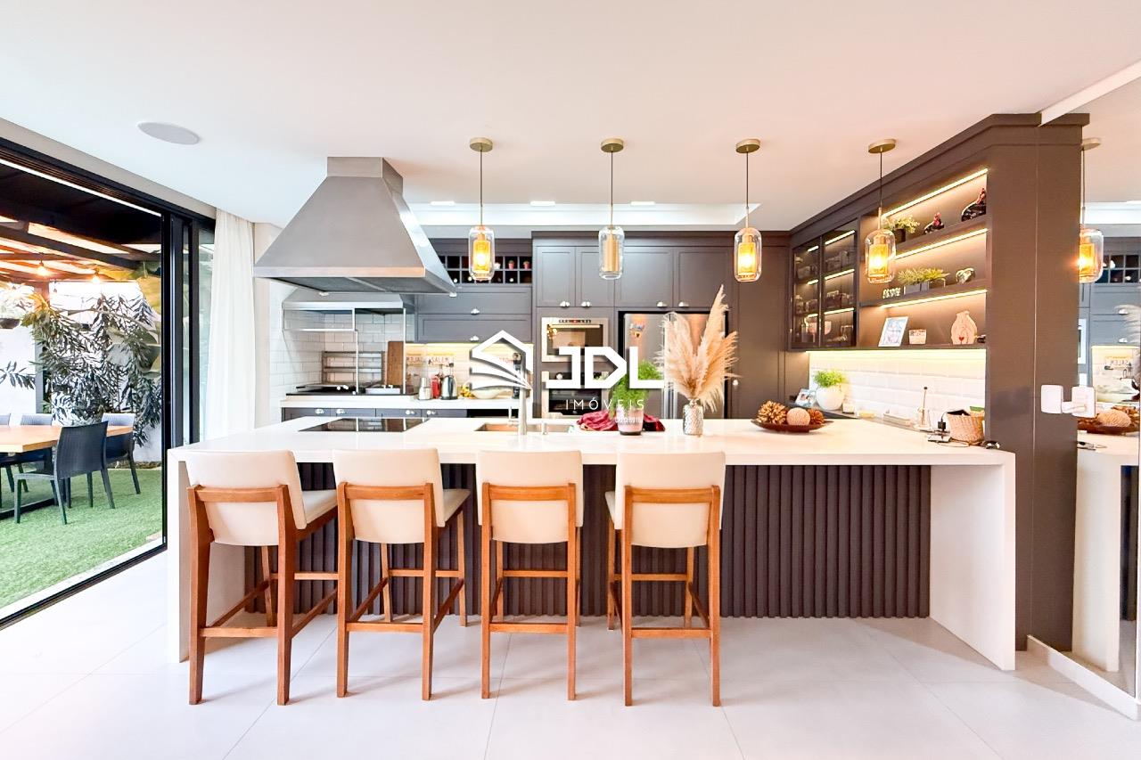 Casa à venda no bairro Itoupava Central: 