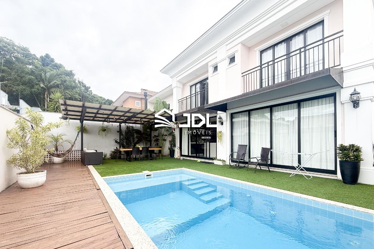 Casa à venda no bairro Itoupava Central: 