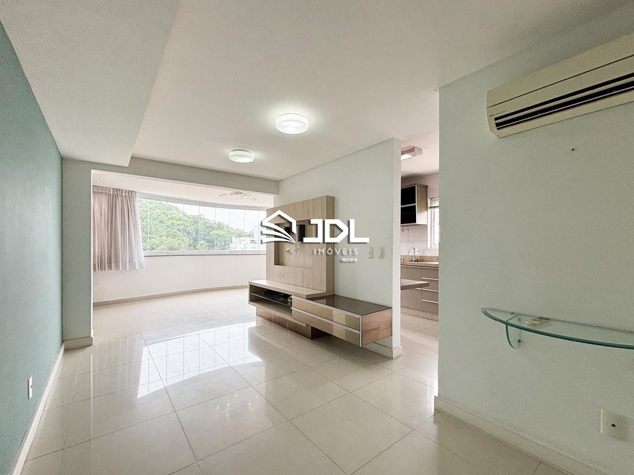 Apartamento à venda no bairro Vila Nova: 