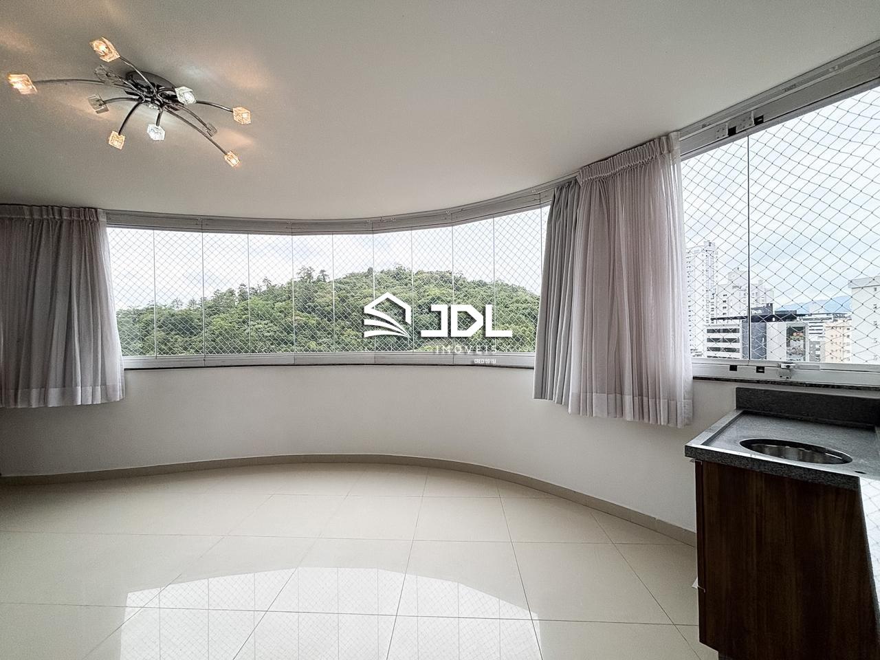 Apartamento à venda no bairro Vila Nova: 