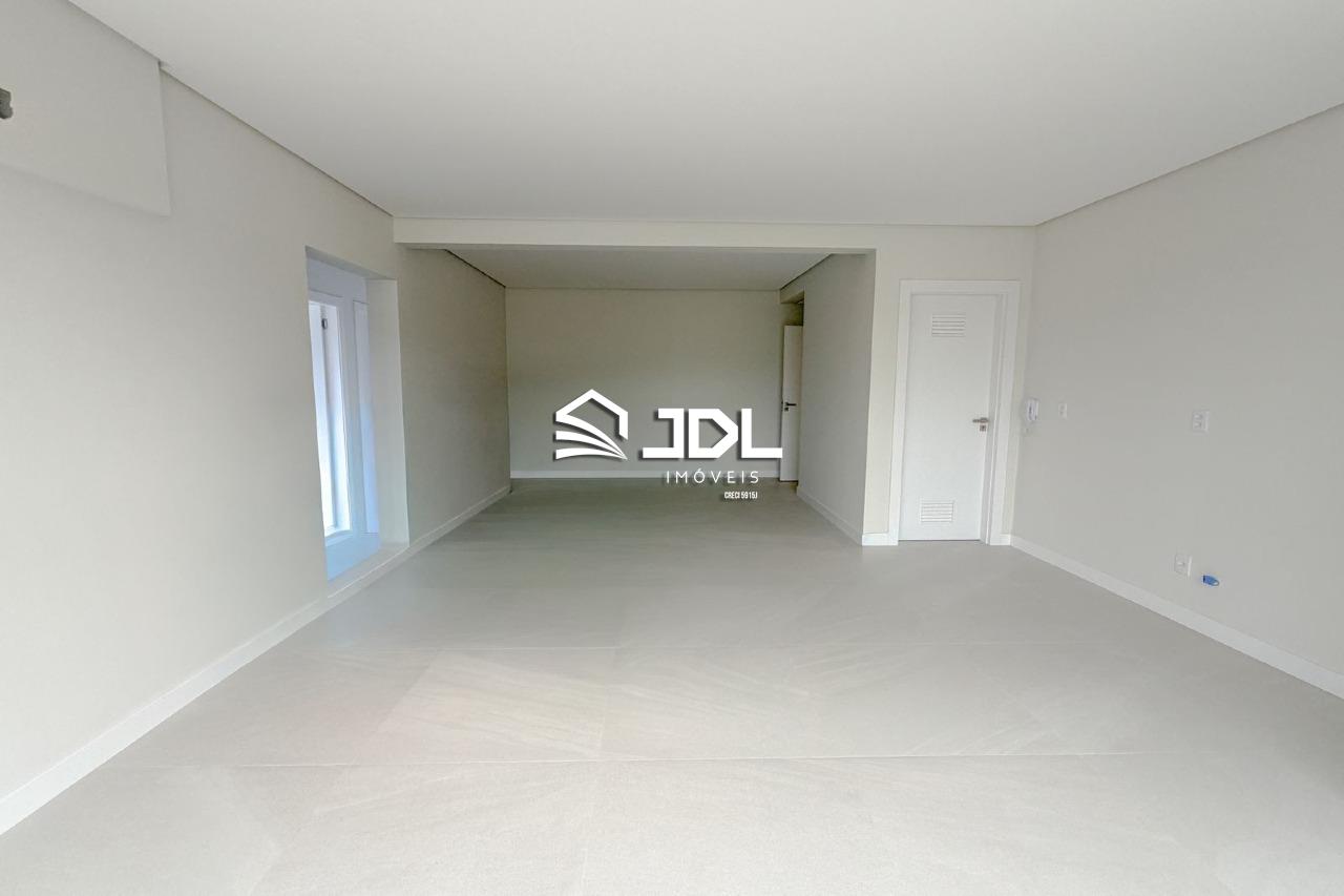 Apartamento à venda no bairro Vorstadt: 