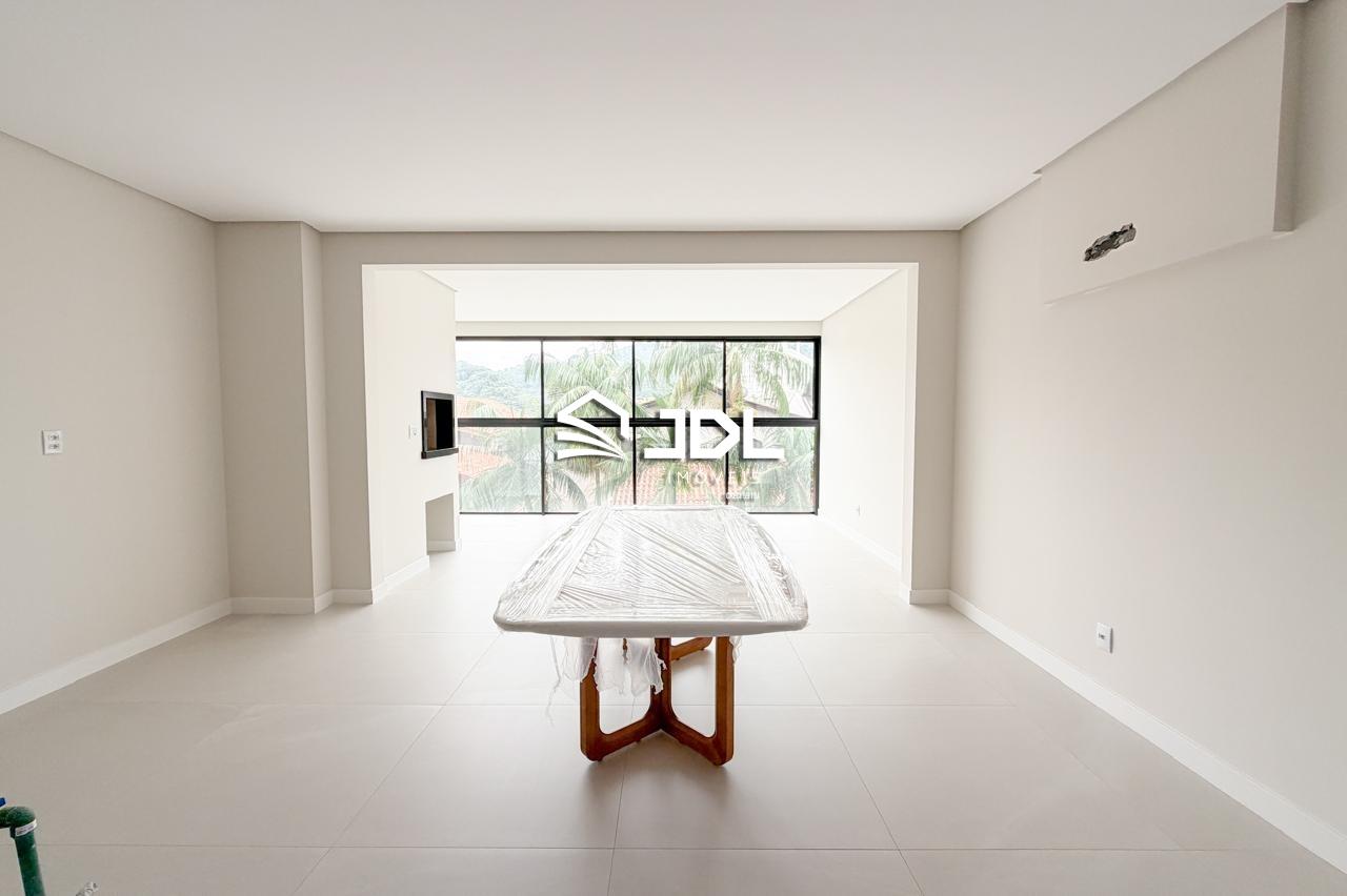 Apartamento à venda no bairro Vorstadt: 