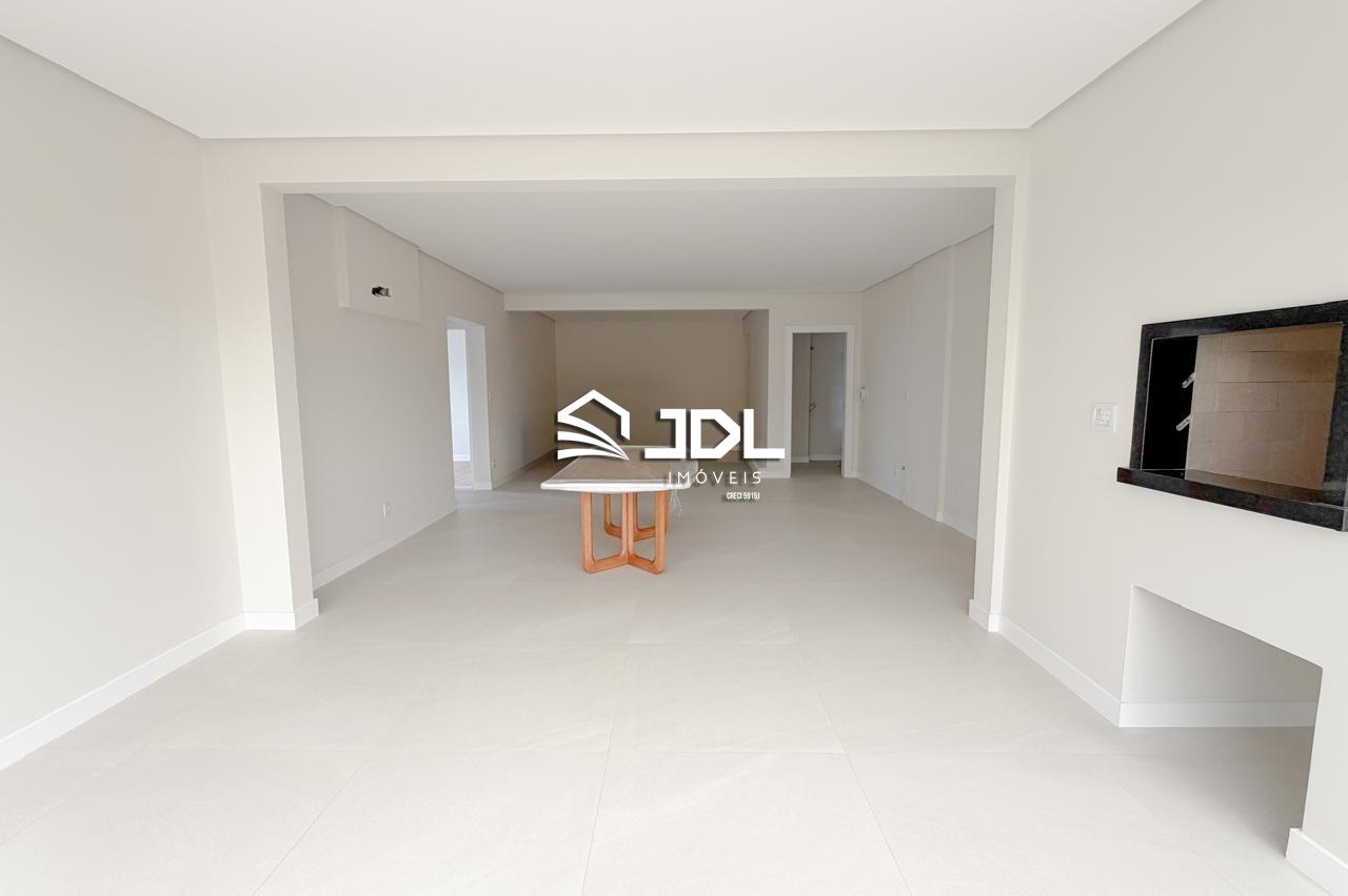 Apartamento à venda no bairro Vorstadt: 