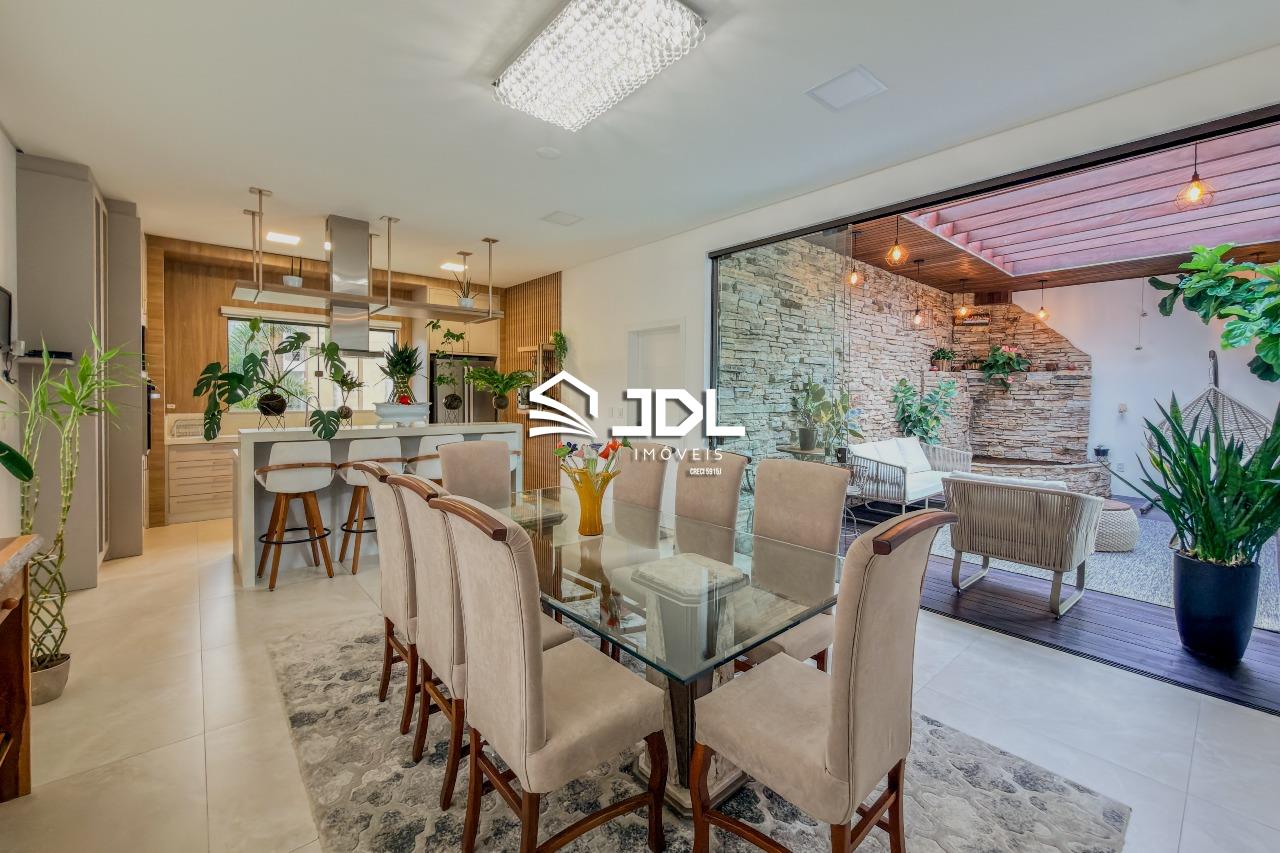 Casa à venda no bairro Itoupava Central: 