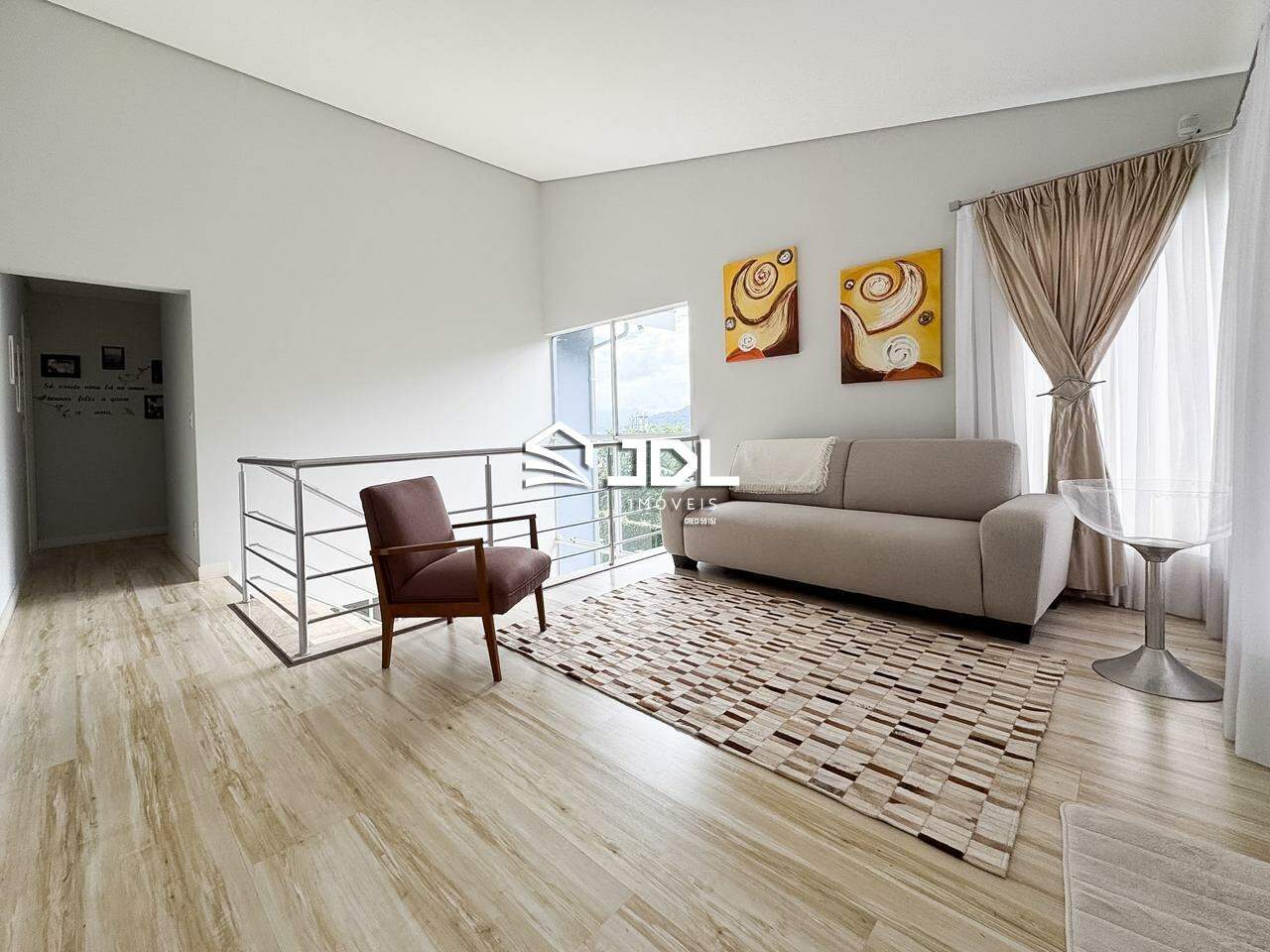 Casa à venda no bairro Velha: 