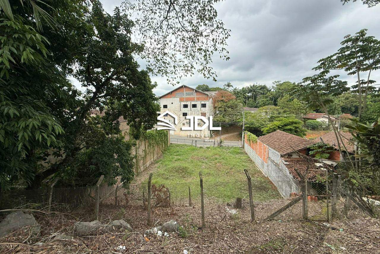 Terreno à venda no bairro Salto do Norte: 