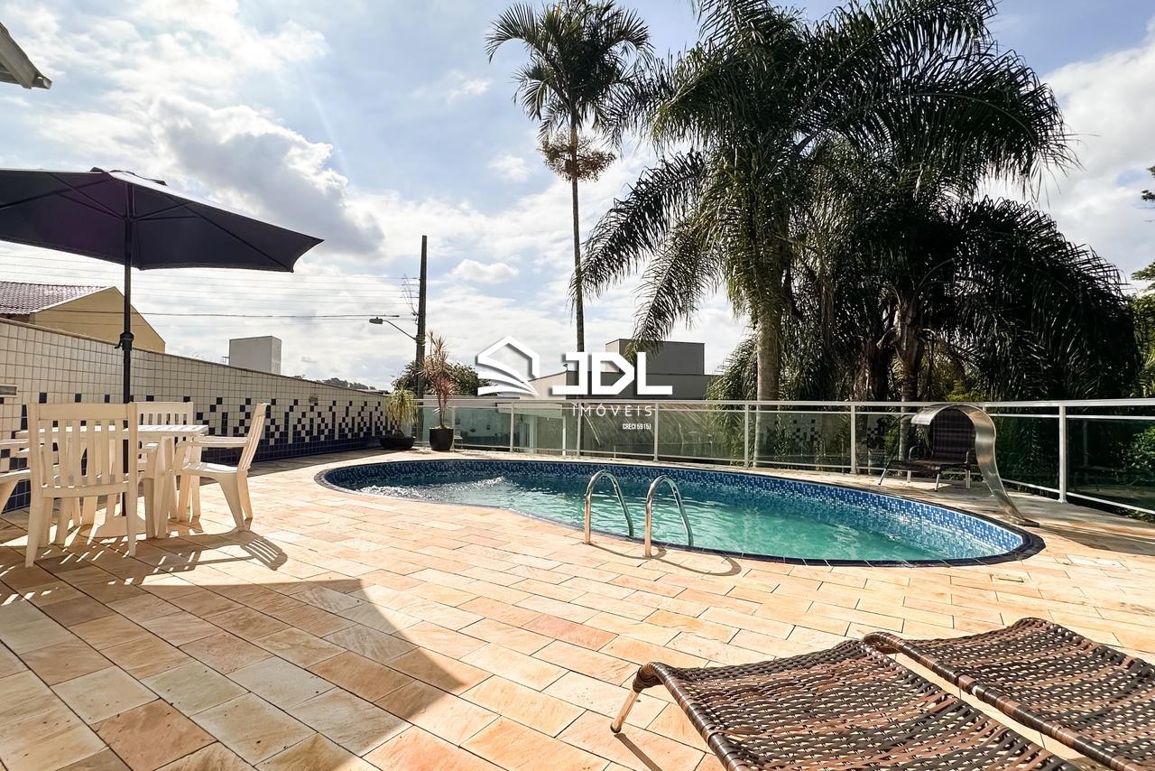 Casa à venda no bairro Escola Agrícola: 