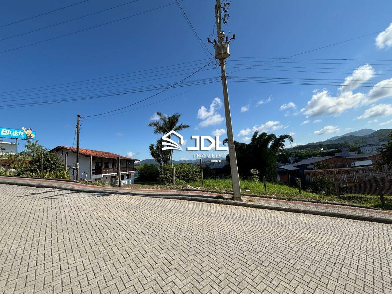 Terreno à venda no bairro Itoupavazinha: 