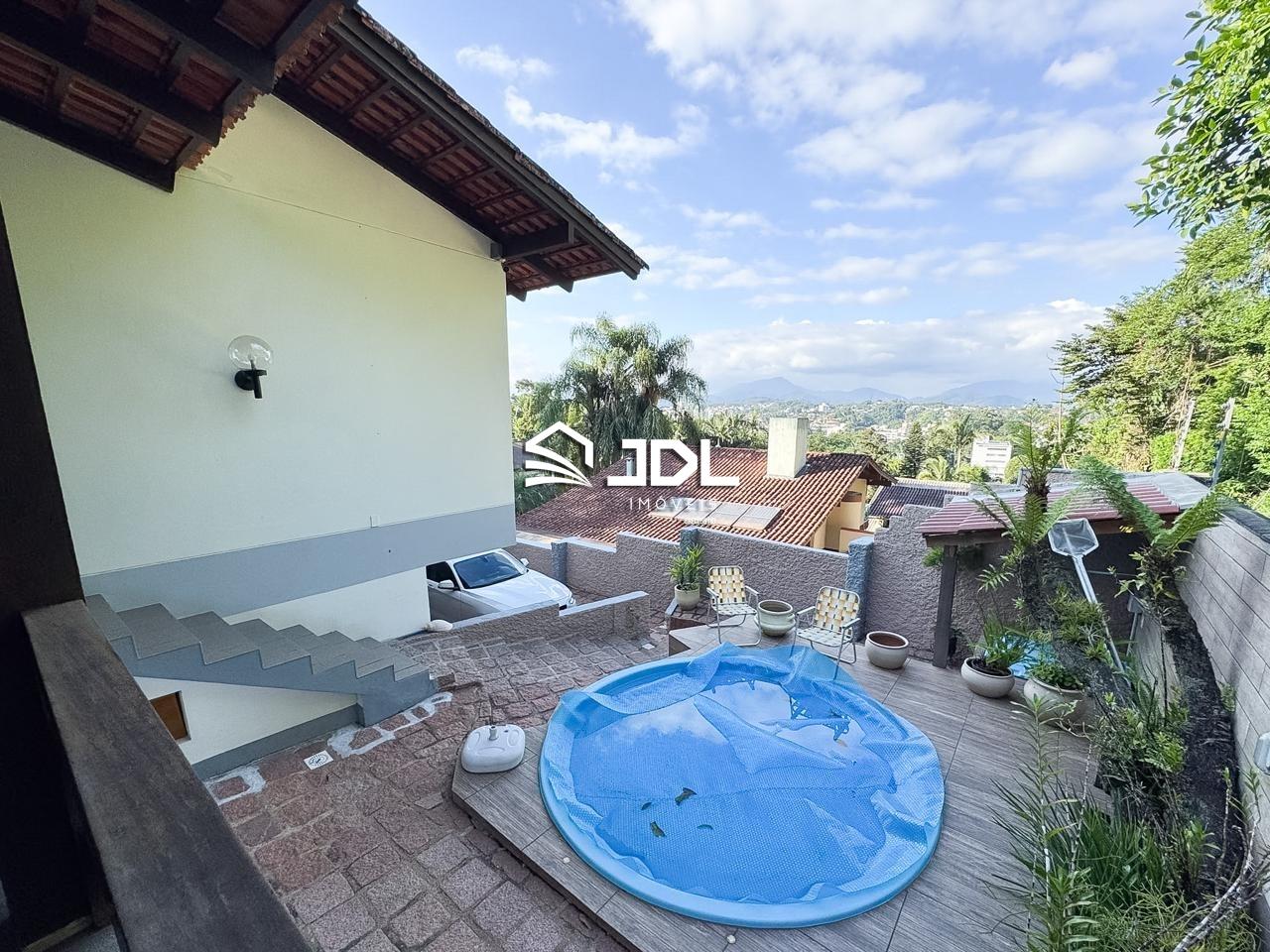 Casa à venda no bairro Itoupava Seca: 