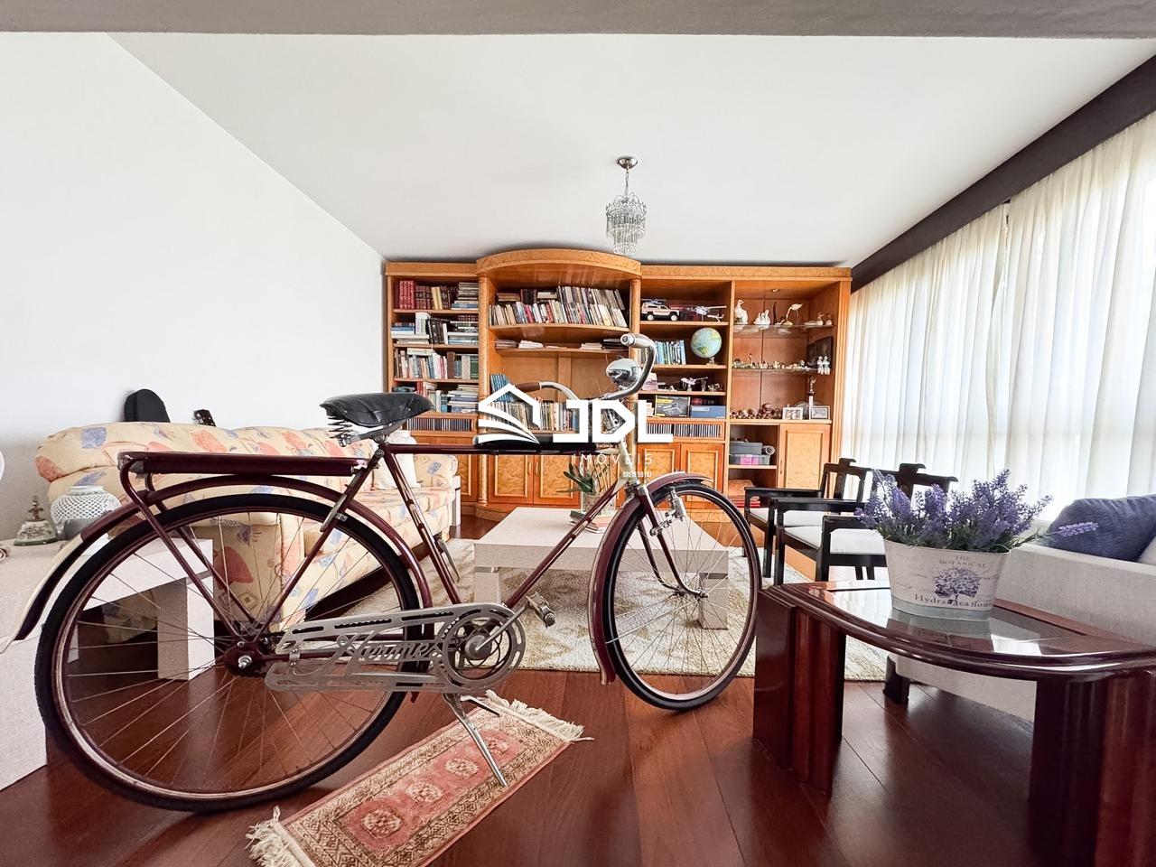 Casa à venda no bairro Itoupava Seca: 