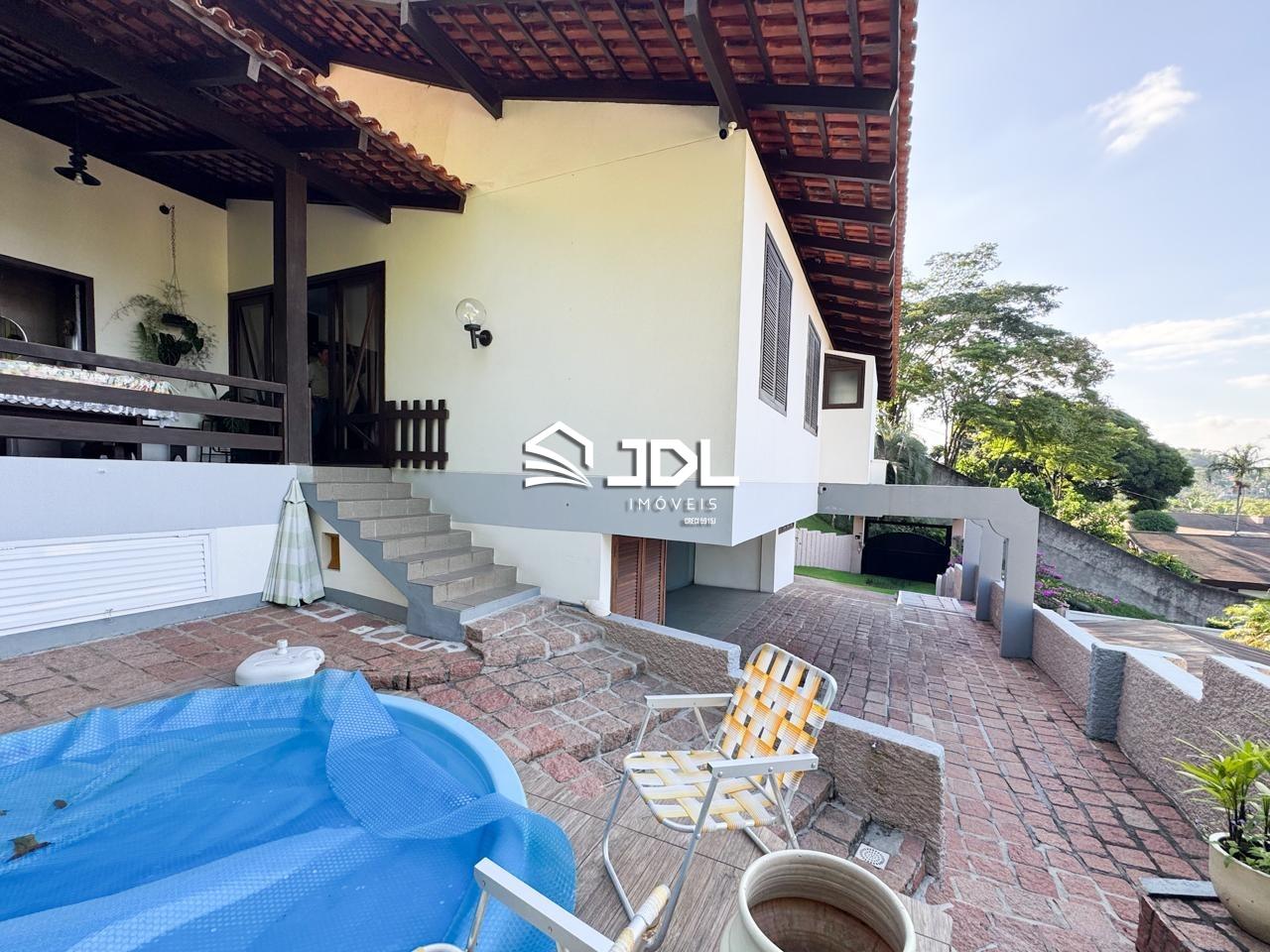 Casa à venda no bairro Itoupava Seca: 