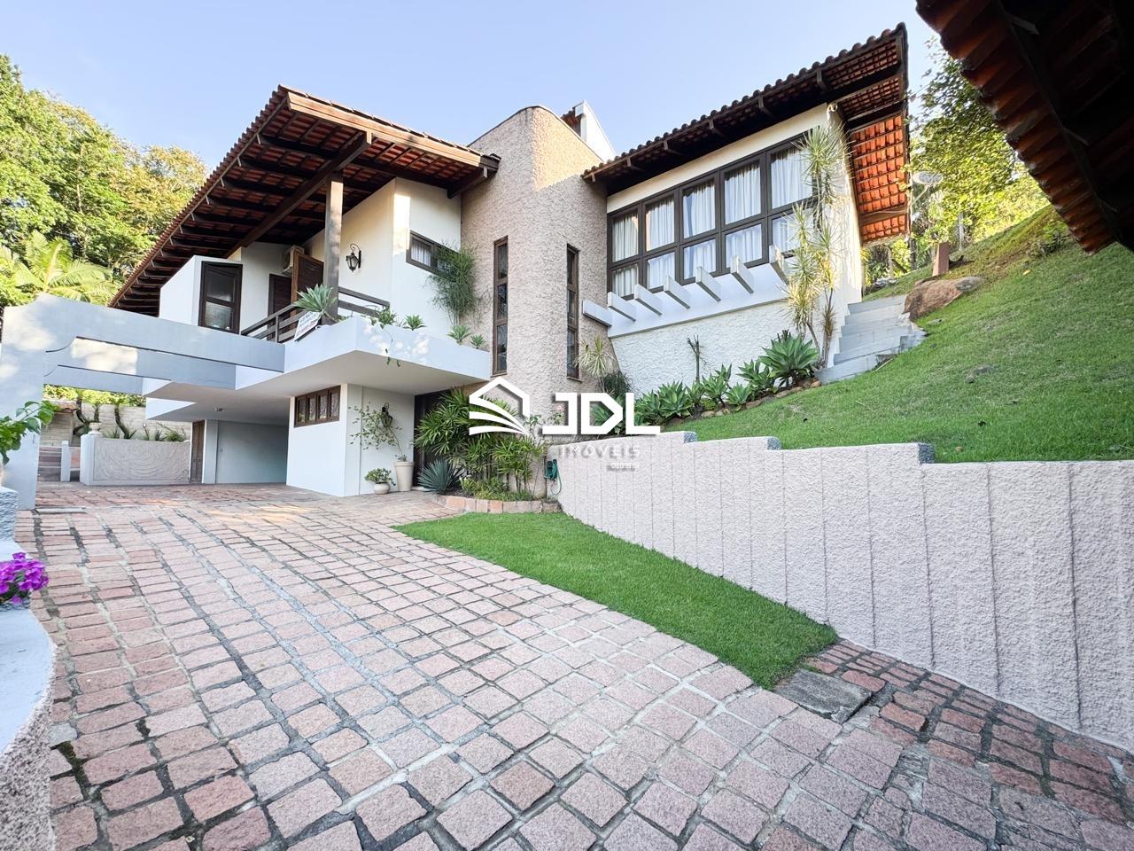 Casa à venda no bairro Itoupava Seca: 