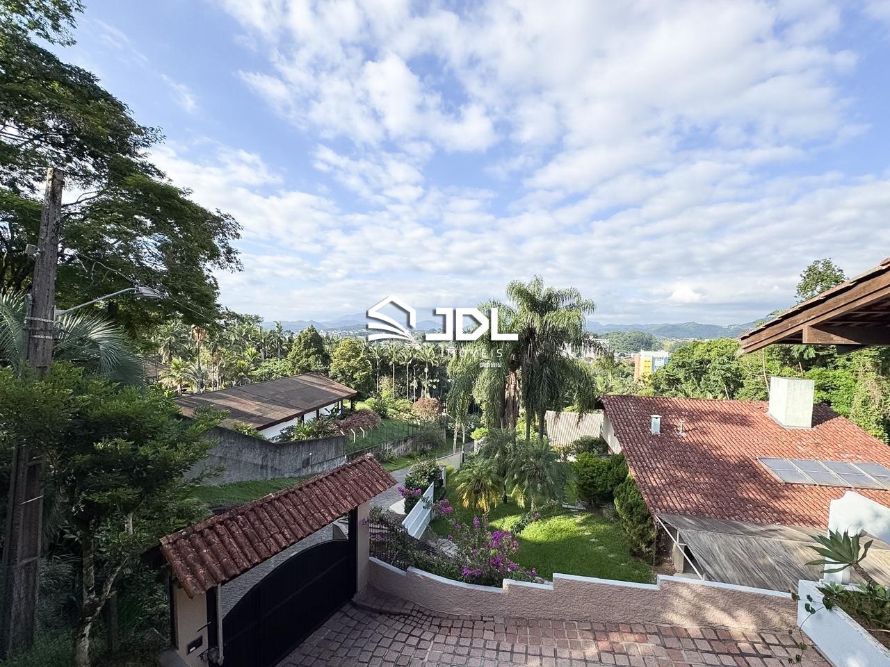 Casa à venda no bairro Itoupava Seca: 