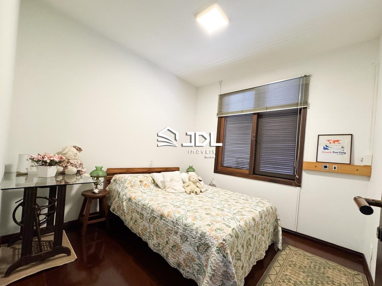 Casa à venda no bairro Itoupava Seca: 