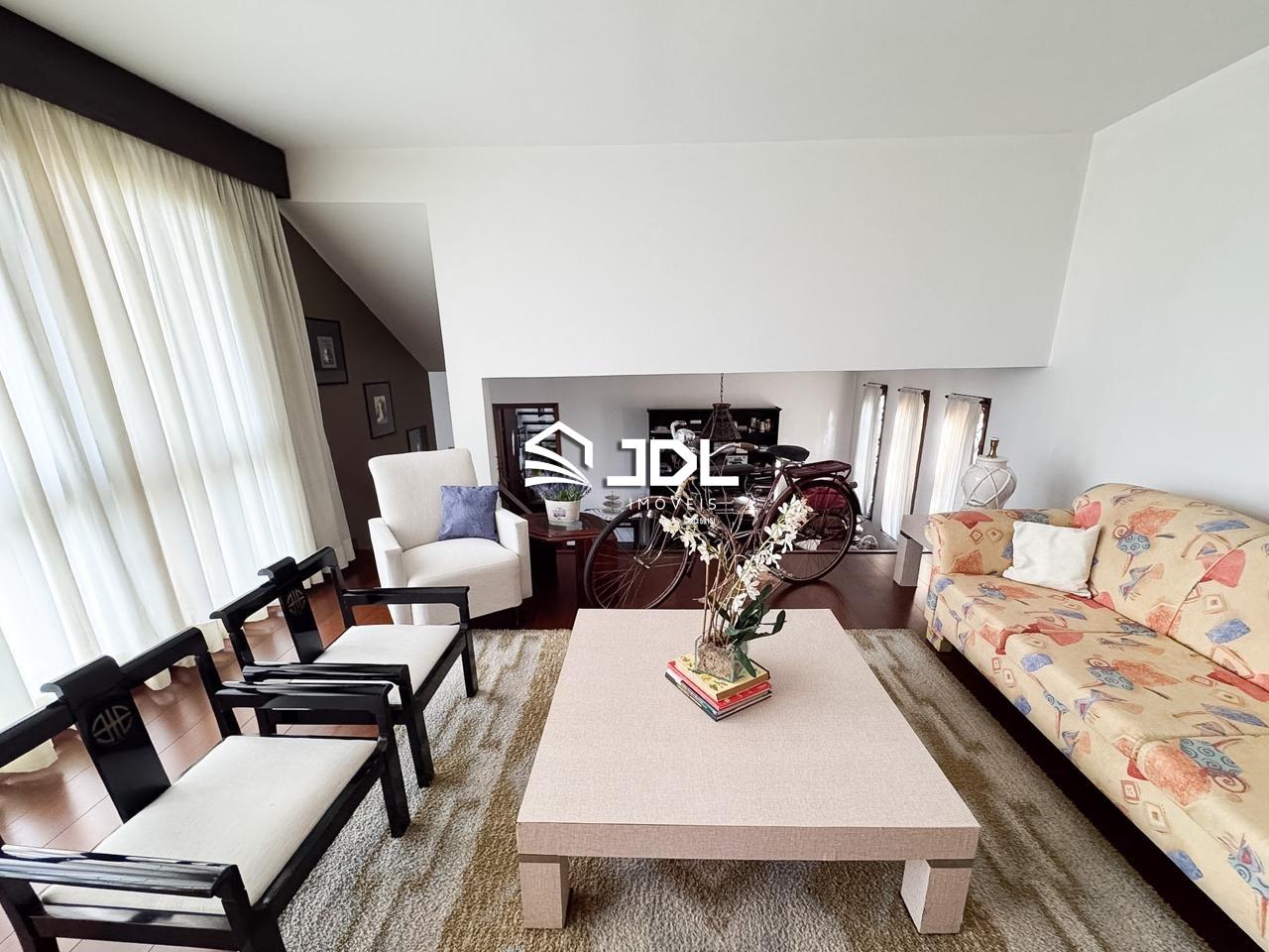 Casa à venda no bairro Itoupava Seca: 