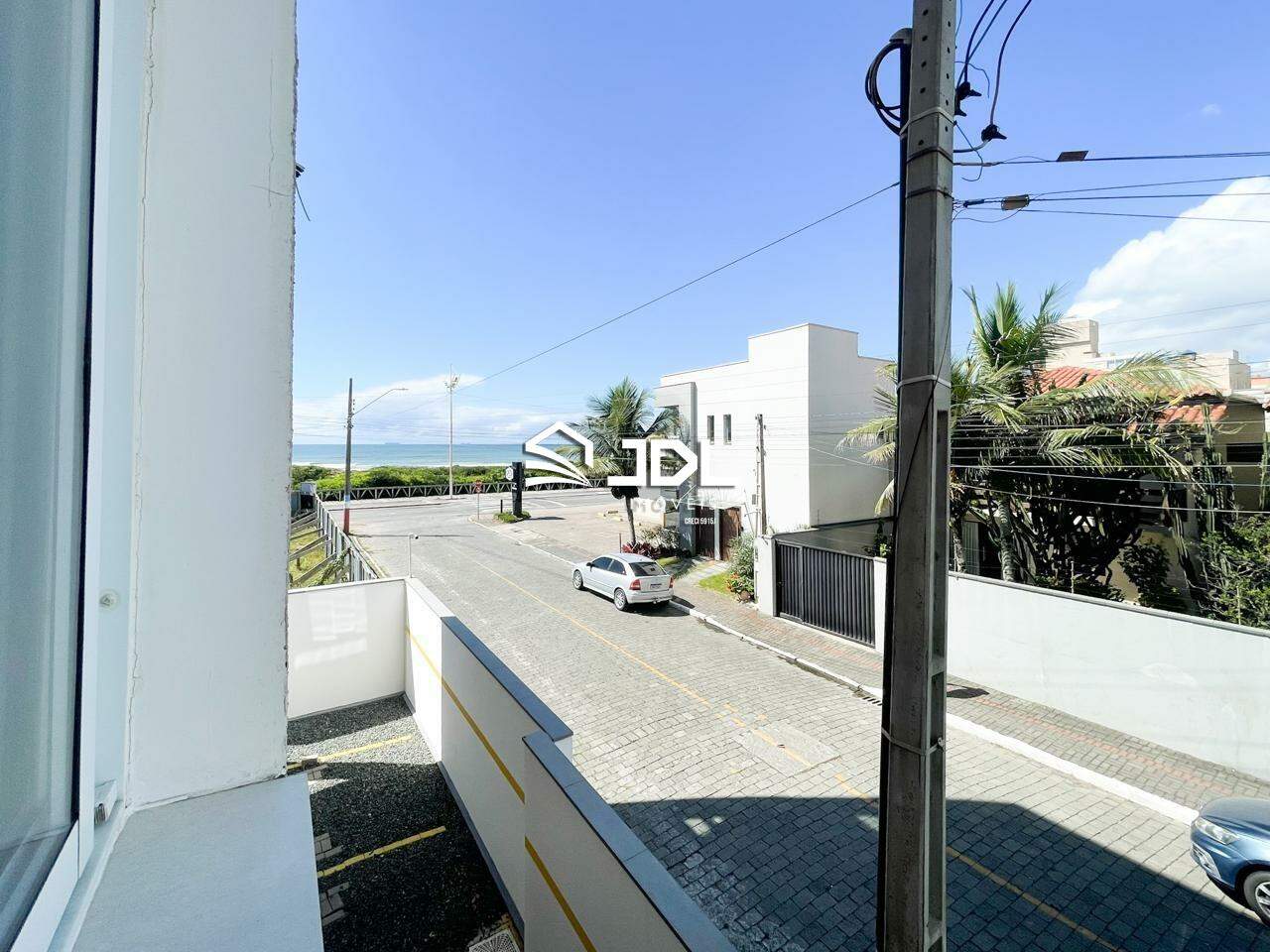 Apartamento à venda no bairro Meia Praia: 