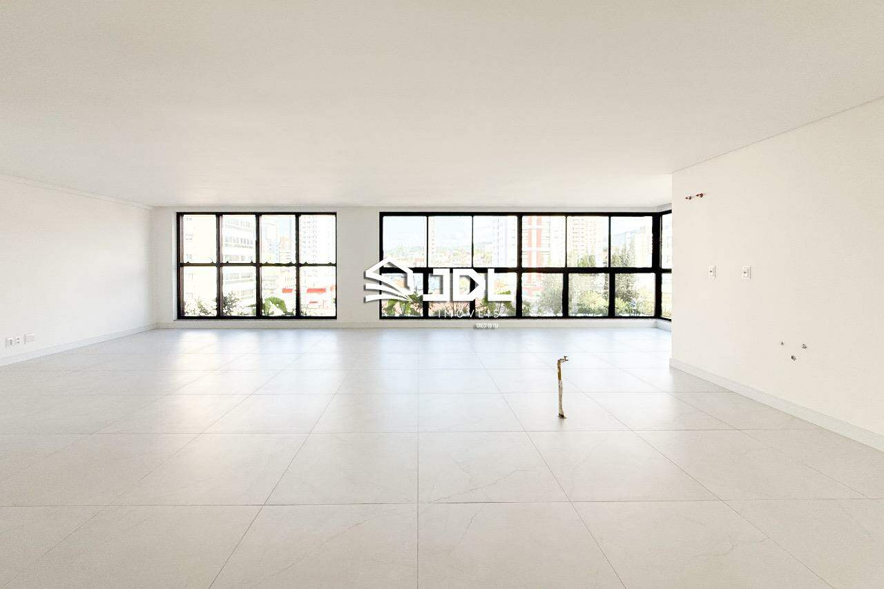 Apartamento à venda no bairro Vila Nova: 