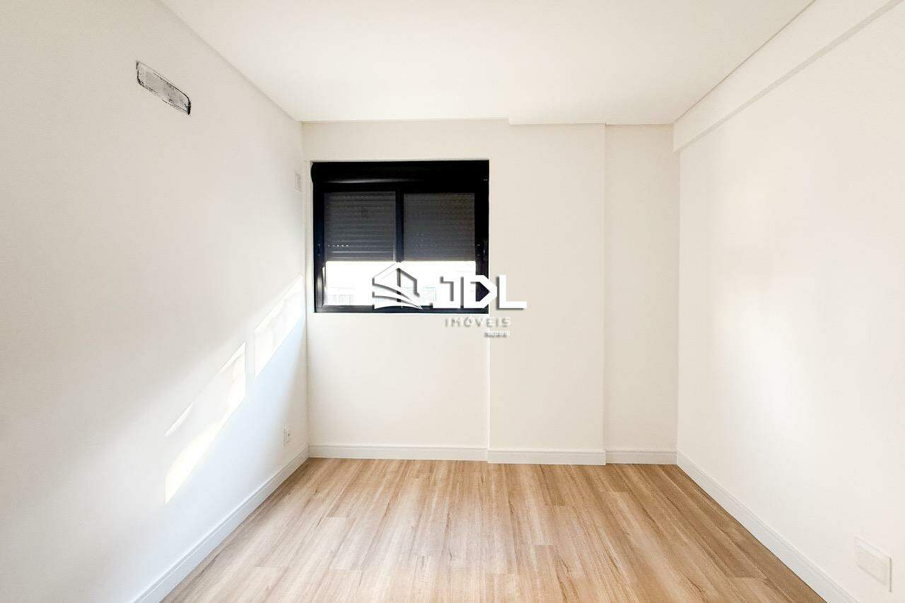 Apartamento à venda no bairro Vila Nova: 