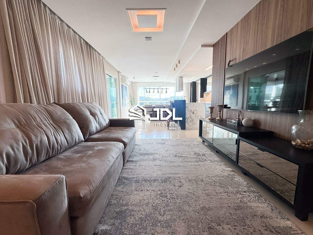 Cobertura à venda no bairro Água Verde: 