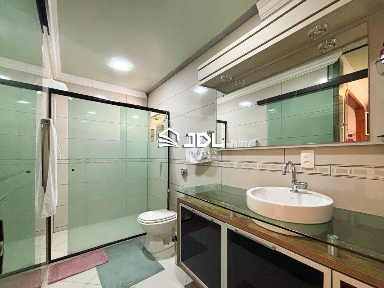 Casa à venda no bairro Tribess: 