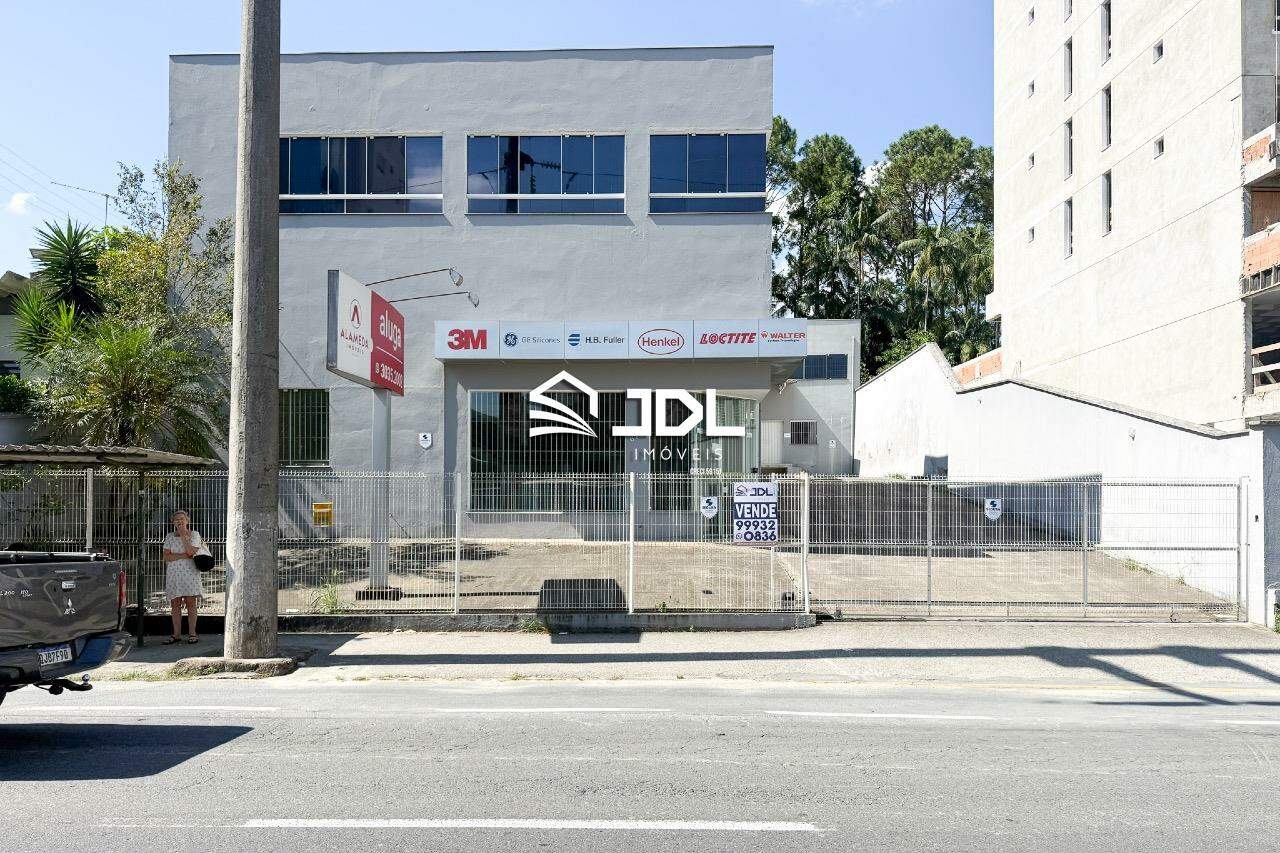 Prédio à venda no bairro Vila Nova: 