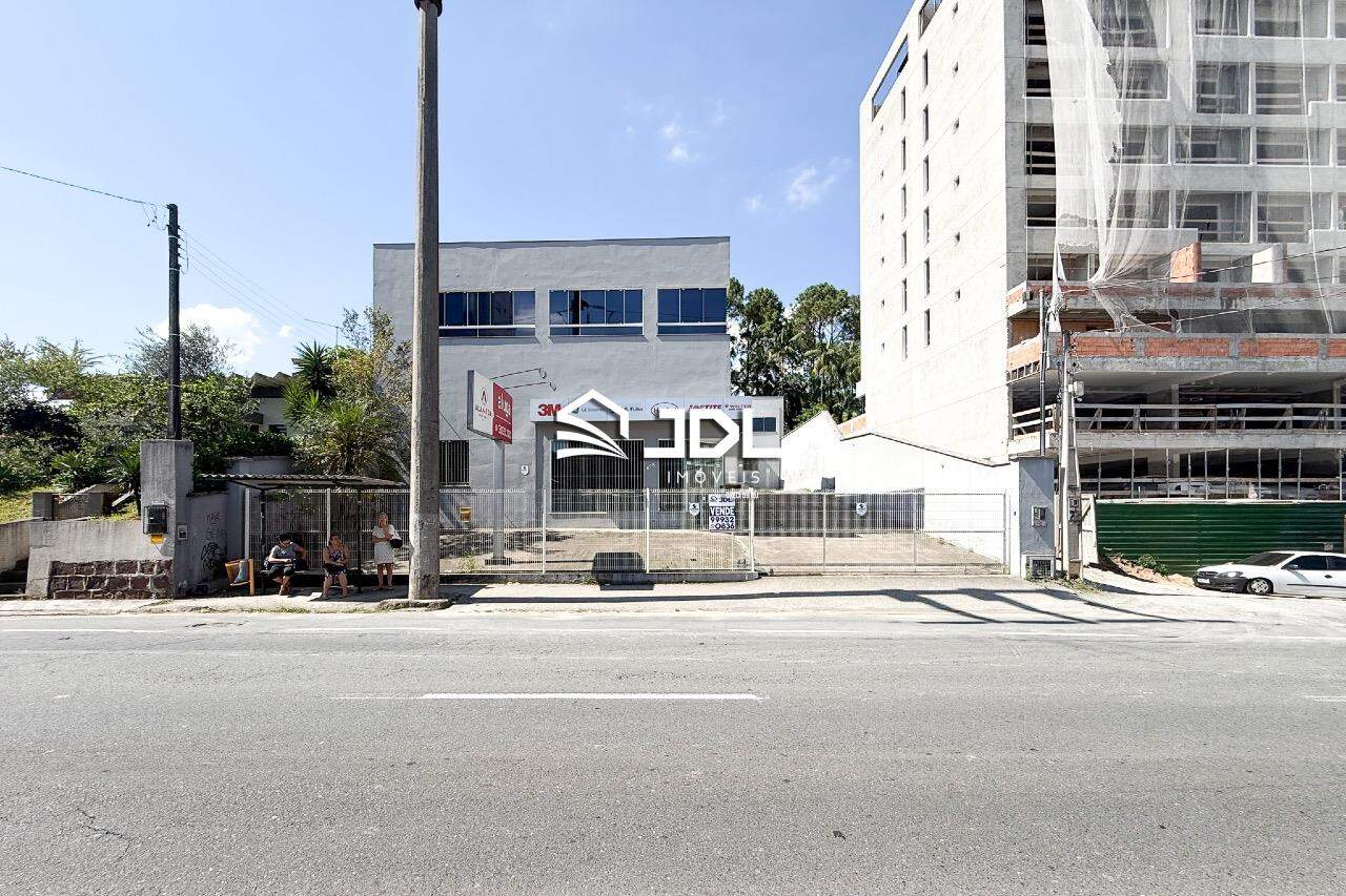Prédio à venda no bairro Vila Nova: 