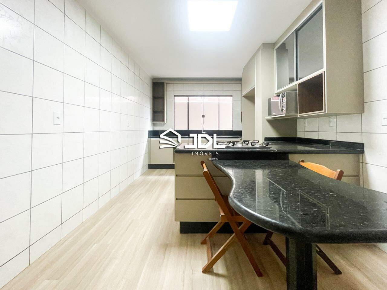 Casa à venda no bairro Velha Central: 